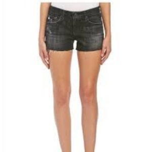 AG Bonnie Relaxed Shorts in black